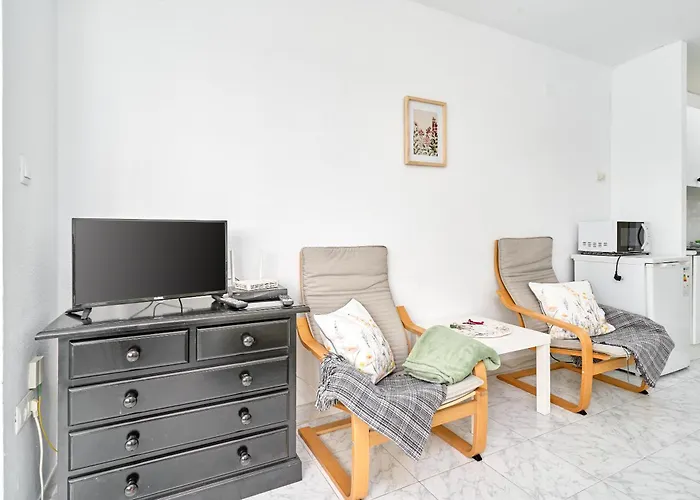 Comfortable Studio Apt